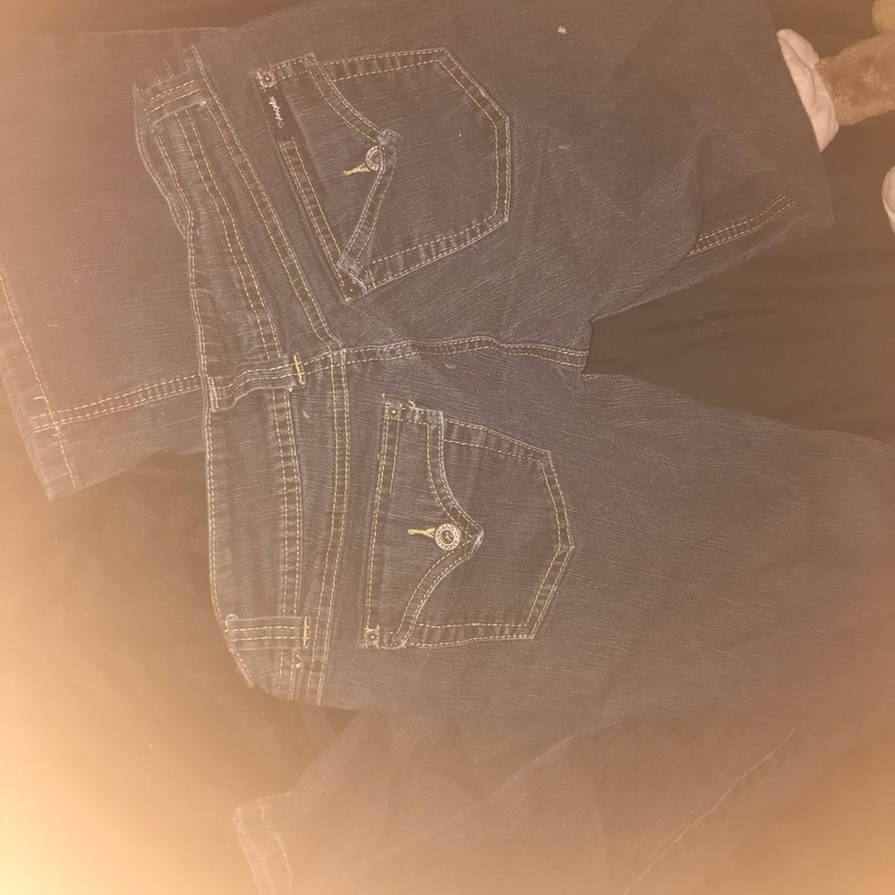 Y2k rare low rise boot cute thrift find !! 
Honestly gives 2001 bratz